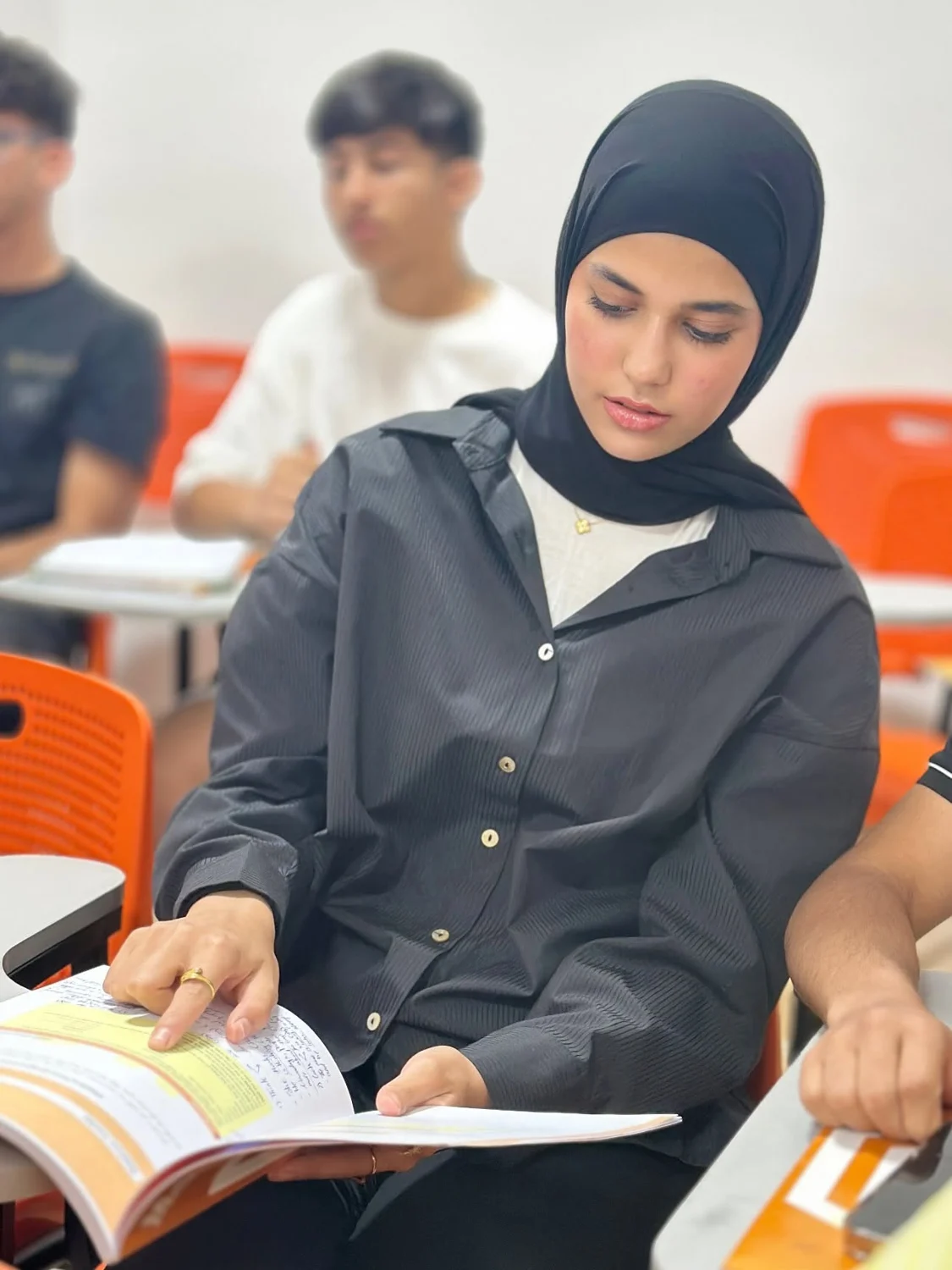 التعلّم داخل الأكاديمية
